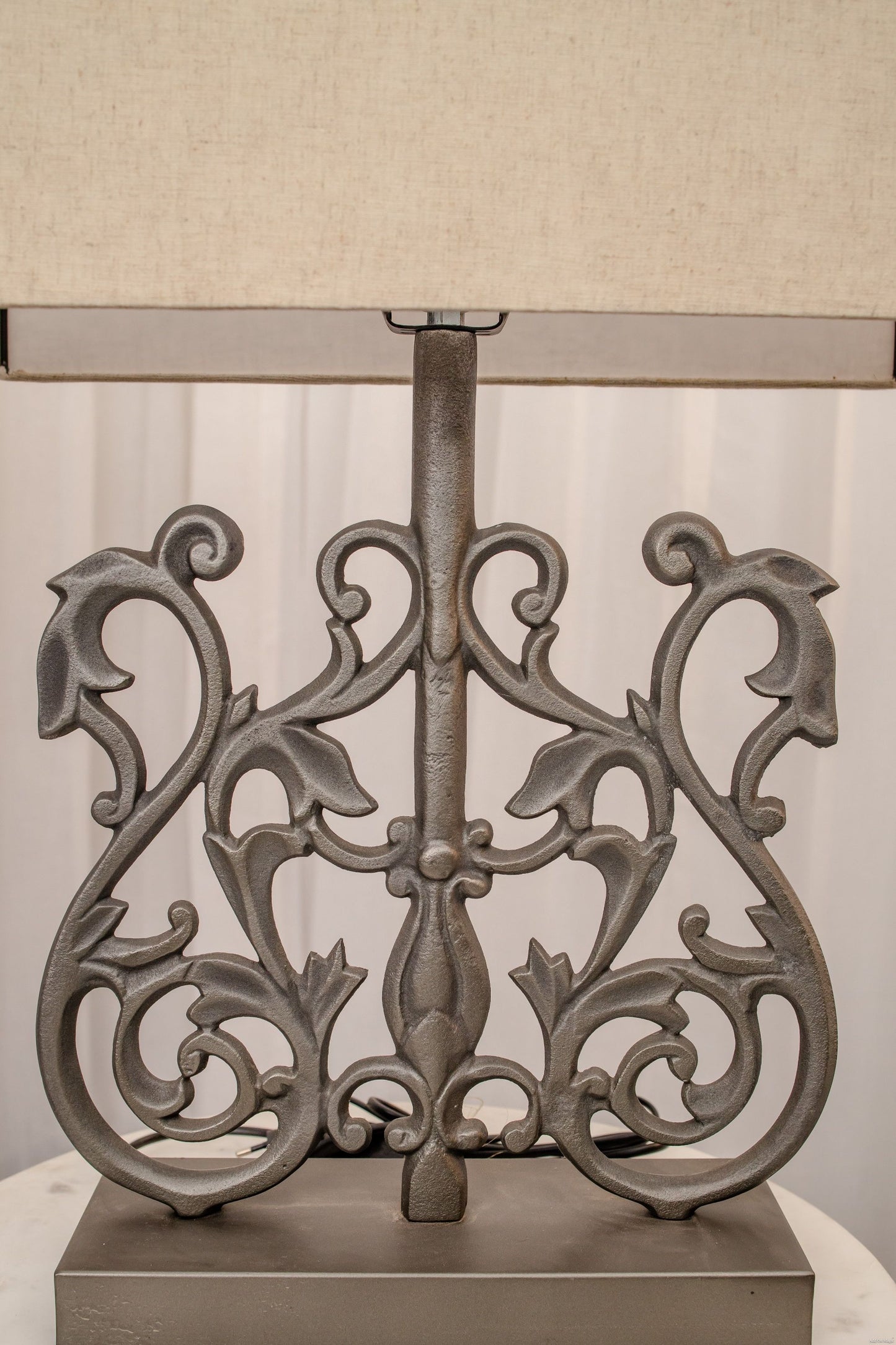 Vintage glory solid bronze table lamp –  xtra large
