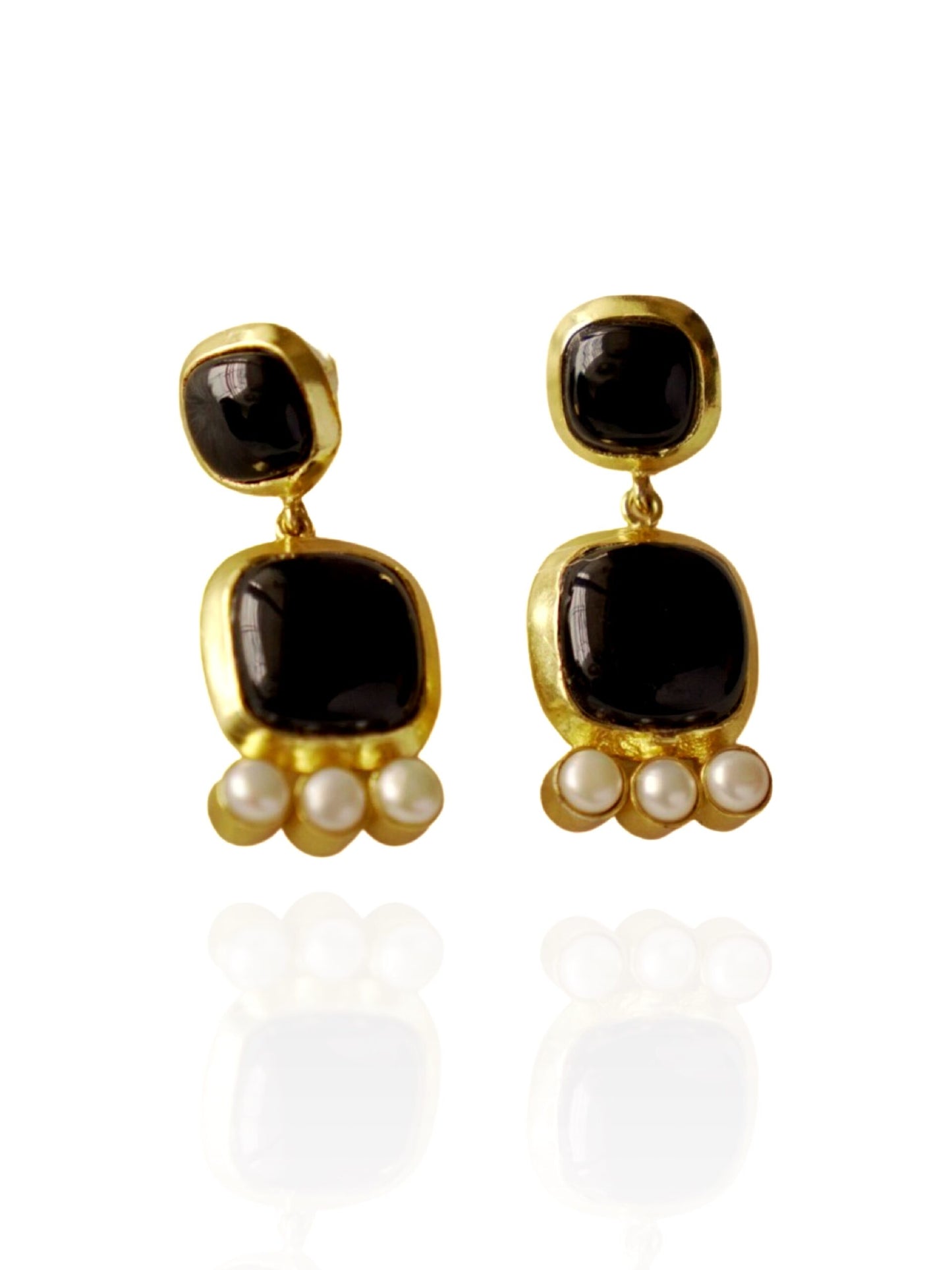 Pretty Onyx